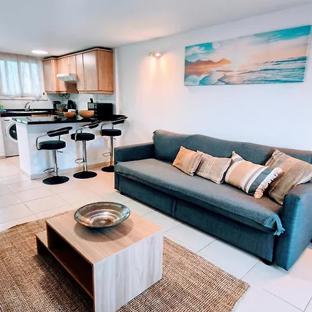 Apartment Duplex Michelle Parque Santiago I En Playa De Americas