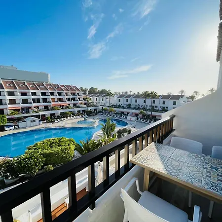 Apartment Duplex Michelle Parque Santiago I En Playa De Americas